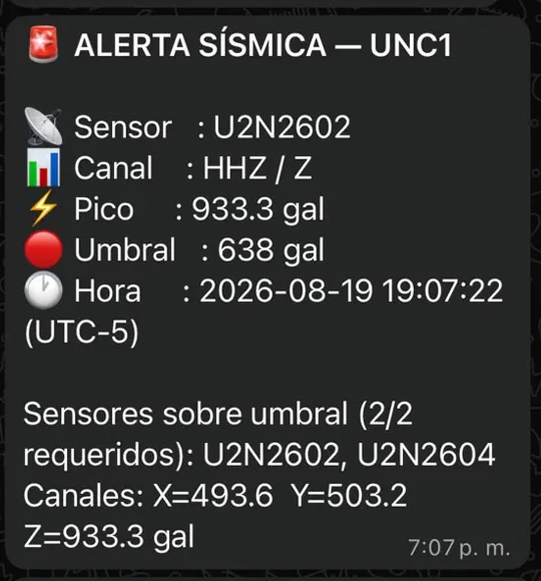 Alerta sísmica del URQU2 recibida por WhatsApp: sensor, canal, pico, umbral y hora del evento